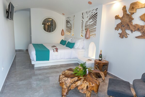 Caja de seguridad en la habitación y escritorio