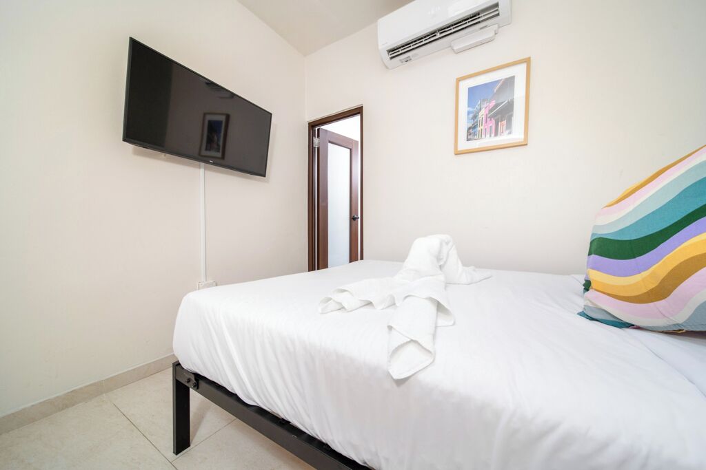 Photo - Room 3 Vibrant Walkable Hub in Santurce