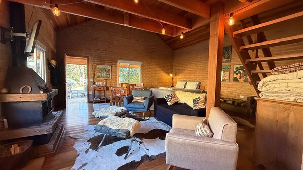 Cabin | Khu phòng khách