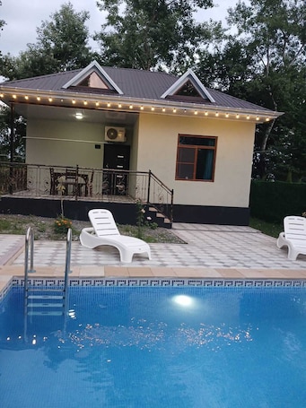 ์ปดํฌํธ ์ฟผ๋๋ฃธ, ์ ์ ์ ๋ง | ์ ์ฉ ์์์ฅ