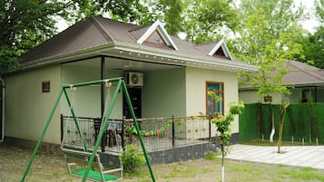 Comfort Quadruple Room, Garden View | Free WiFi