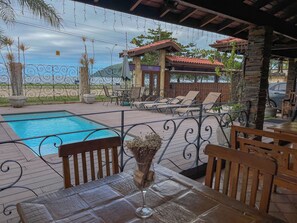 Habitación doble Confort, vista a la playa | Minibar, escritorio y espacio para trabajar con laptop 