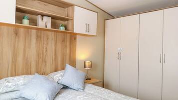 2 bedrooms, free WiFi, individually decorated, individually furnished