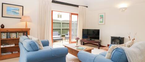 Cottage | Living area