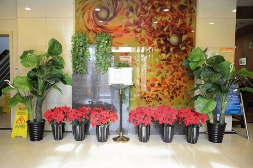 Guantong Modern Hotel (Beijing Qianmen)