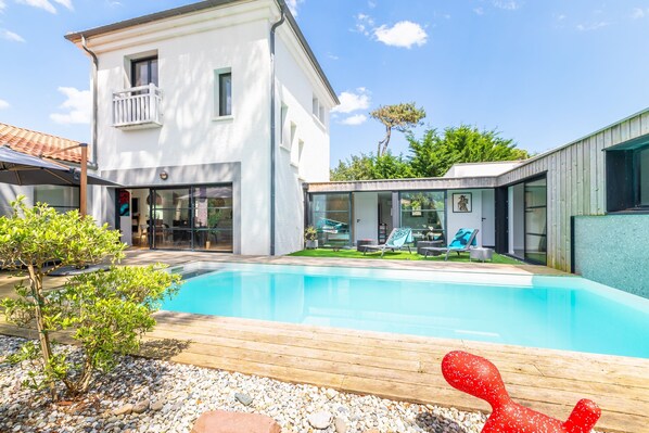 A heated pool - Villa Marlow - Havre de paix à Anglet Chiberta (Anglet)