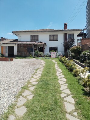 Esterni