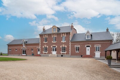 Le Cheval Blanc - Proche Amiens, grand jardin