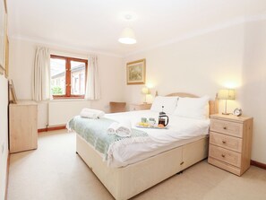 Cottage | Interior