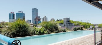 Luxury 1-bedroom apartment near WTC Montevideo with infinit pool