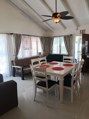 Dining - Luxury Deluxe King Suite (Belize)