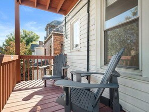 Property grounds - Shadyside/Pittsburgh, Modern & Cozy 1 Bedroom with Free Parking (Pittsburgh)