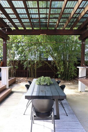 Outdoor dining