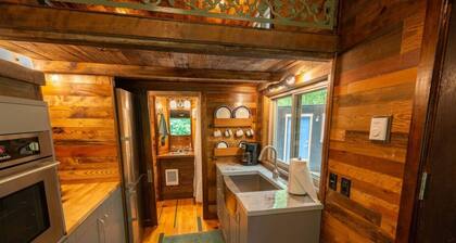 River Retreat Tiny Homes:Wood Sauna/Rec Room/River