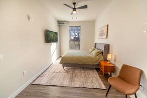 2 bedrooms, WiFi, bed sheets