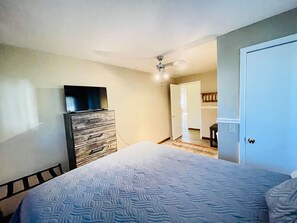 3 habitaciones, cuna de viaje, wifi y ropa de cama 
