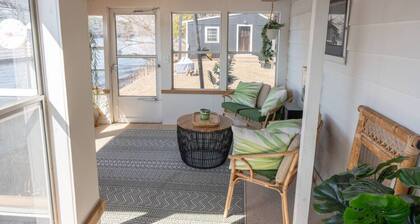 Bobs Landing steps from the Chippewa River!