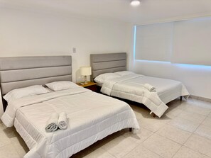 3 chambres, fer et planche à repasser, Wi-Fi gratuit, draps fournis