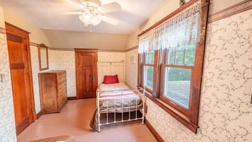 4 chambres, lit parapluie, Wi-Fi, draps fournis