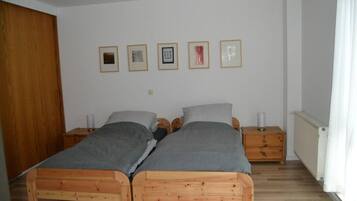 2 Schlafzimmer, Bügeleisen/Bügelbrett, Internetzugang, Bettwäsche