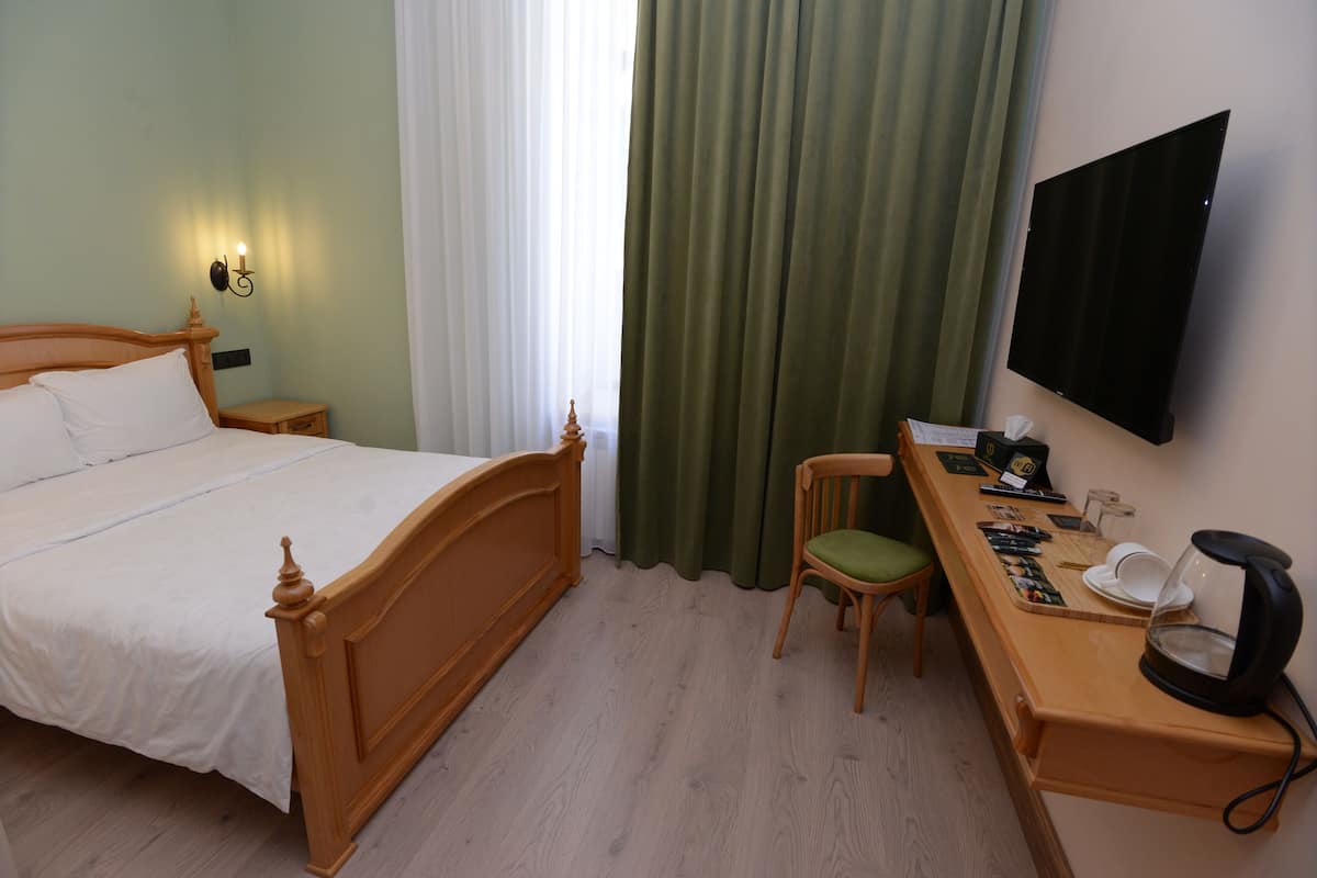 Chambre Double Économique, vue ville