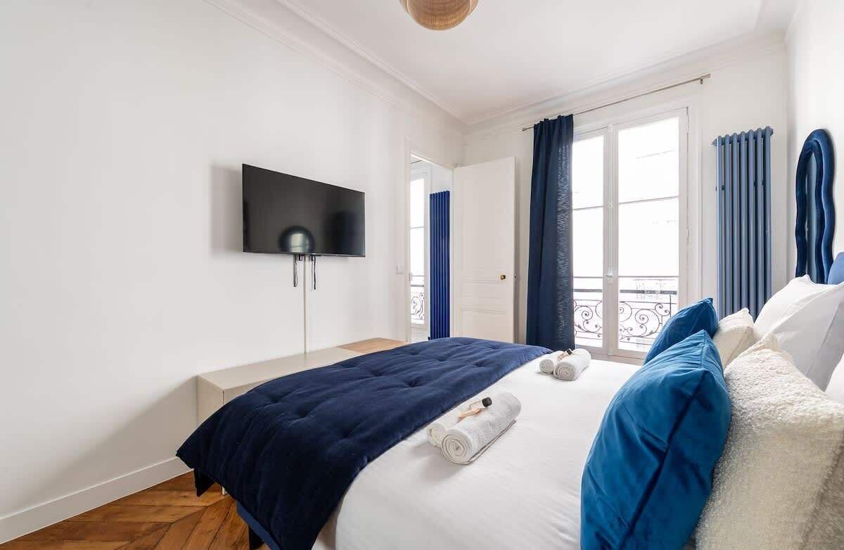 3 bedrooms, iron/ironing board, travel cot, free WiFi