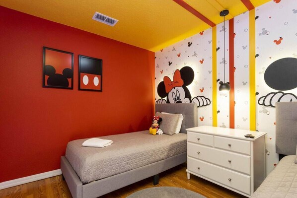 4 bedrooms, iron/ironing board, travel cot, WiFi