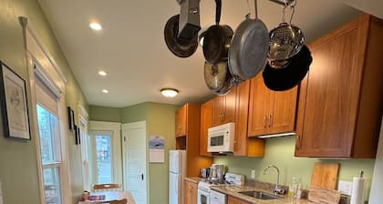 Charming 1-bedroom apt in Capitol Hill