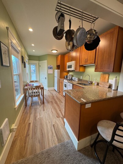 Charming 1-bedroom apt in Capitol Hill