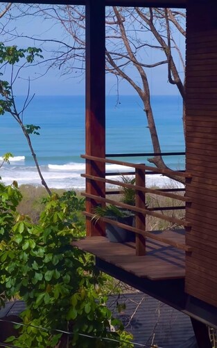 Incredible house with sea view in Santa Teresa
