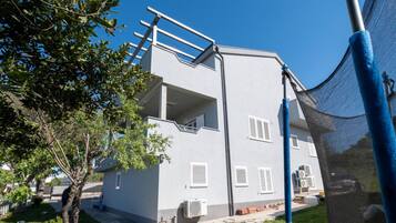 Apartment (Panoramic View Apartment ILM) | Exterior