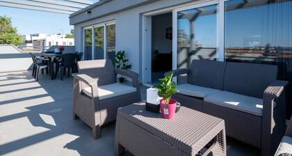 Panoramic View Apartment ILM