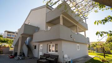 Apartment (Panoramic View Apartment ILM) | Exterior