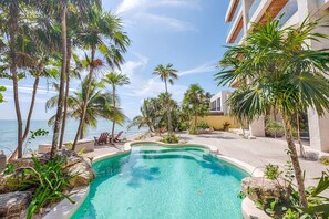 Pool - Beachfront Duo Units Near Tulum, 6 BR, Parking (Tulum)