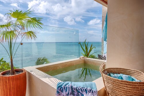 Beachfront Duo Units Near Tulum, 6 BR, Parking