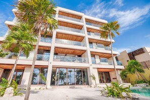 Exterior - Beachfront Duo Units Near Tulum, 6 BR, Parking (Tulum)