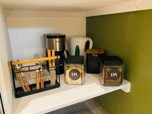 Kaffe og/eller kaffemaskine