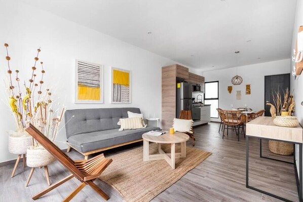 Living area - 4) Loft Carlota: Private King Size Bed Roma Sur (Mexico City)