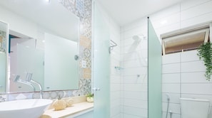 Quadruple Room | Bathroom - Solar Água Pipa (Tibau do Sul)