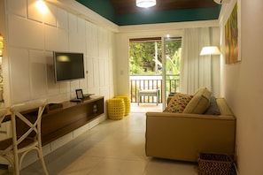 Habitación cuádruple | Zona de estar