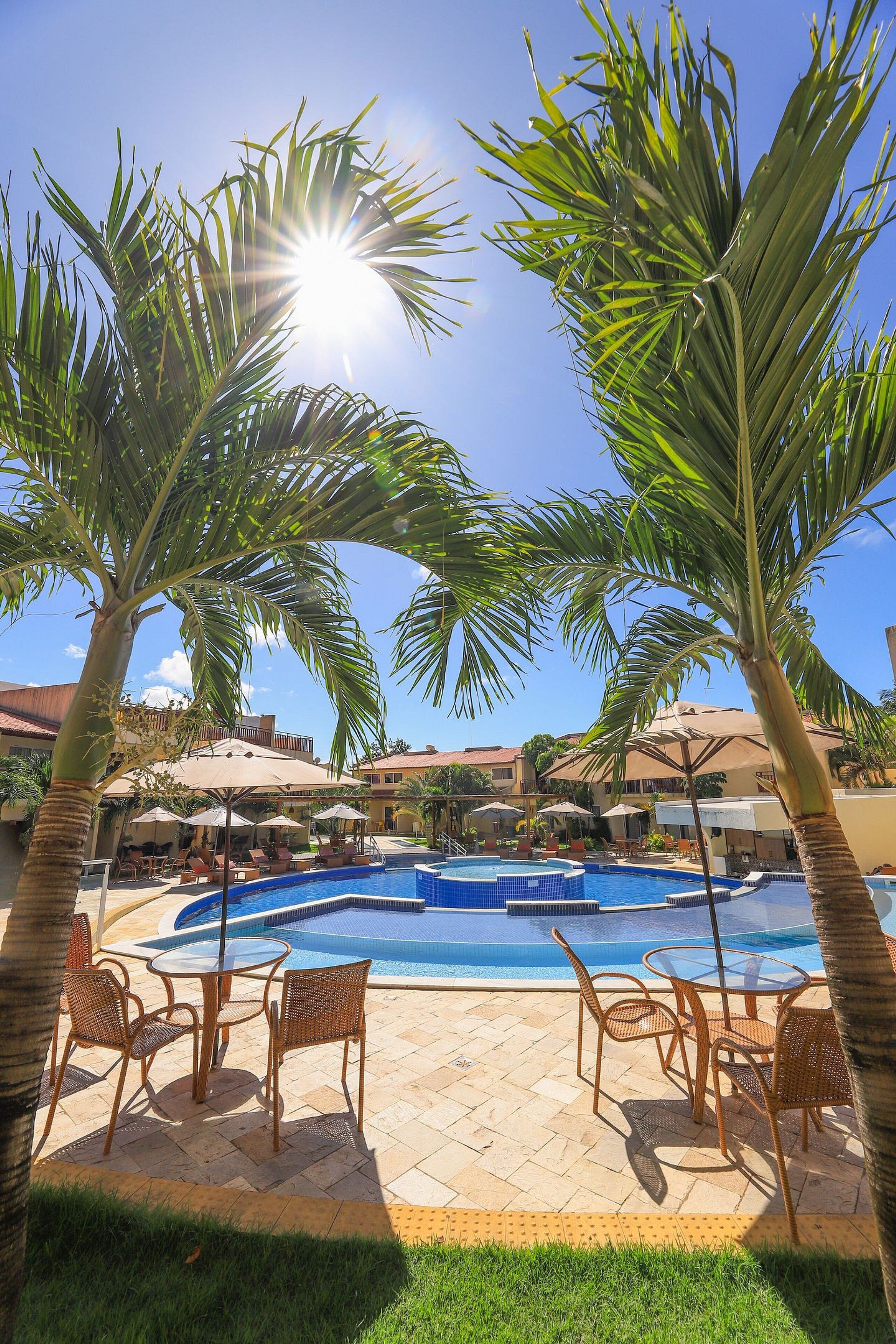2 piscinas al aire libre