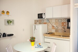 Apartment | Private kitchen | Toaster - Solar Água Pipa (Tibau do Sul)