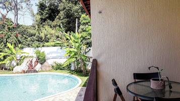 Suite | Pool | 2 outdoor pools