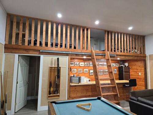 unique loft space close to town, skiing, biking and hiking