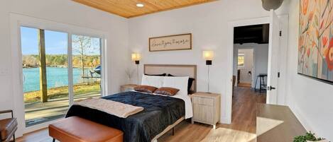 4 Schlafzimmer, Schreibtisch, Bügeleisen/Bügelbrett, WLAN