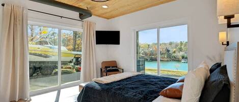 4 soveværelser, skrivebord, strygejern/strygebræt, weekendseng