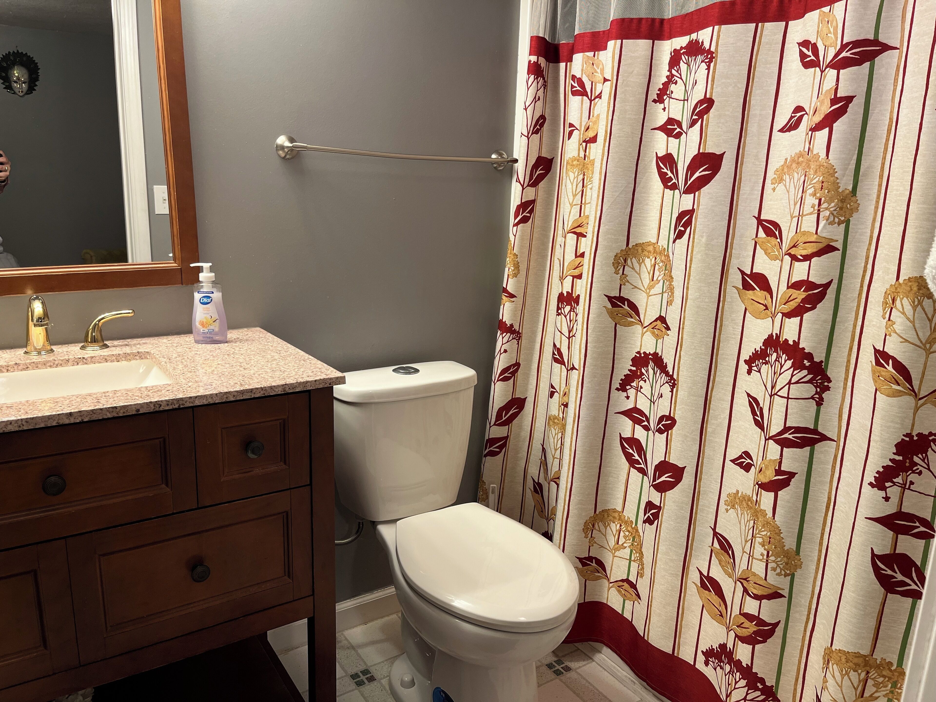Towels, toilet paper
