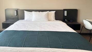 Premium bedding, iron/ironing board, free WiFi, bed sheets