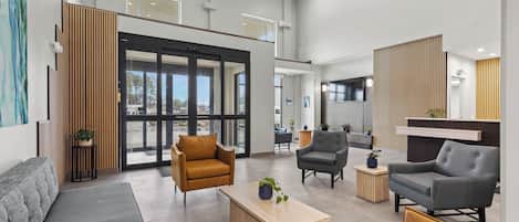 Área de estar no saguão