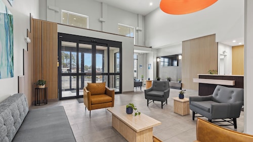 Studio 6 Richmond Airport